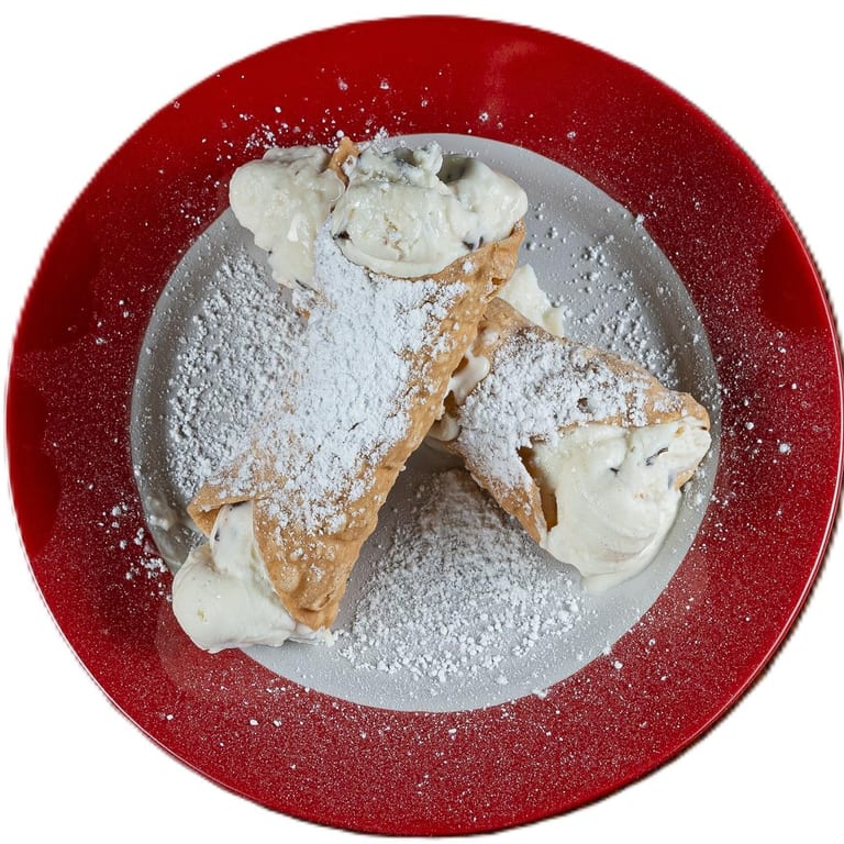 Delicious Cannoli Await You
